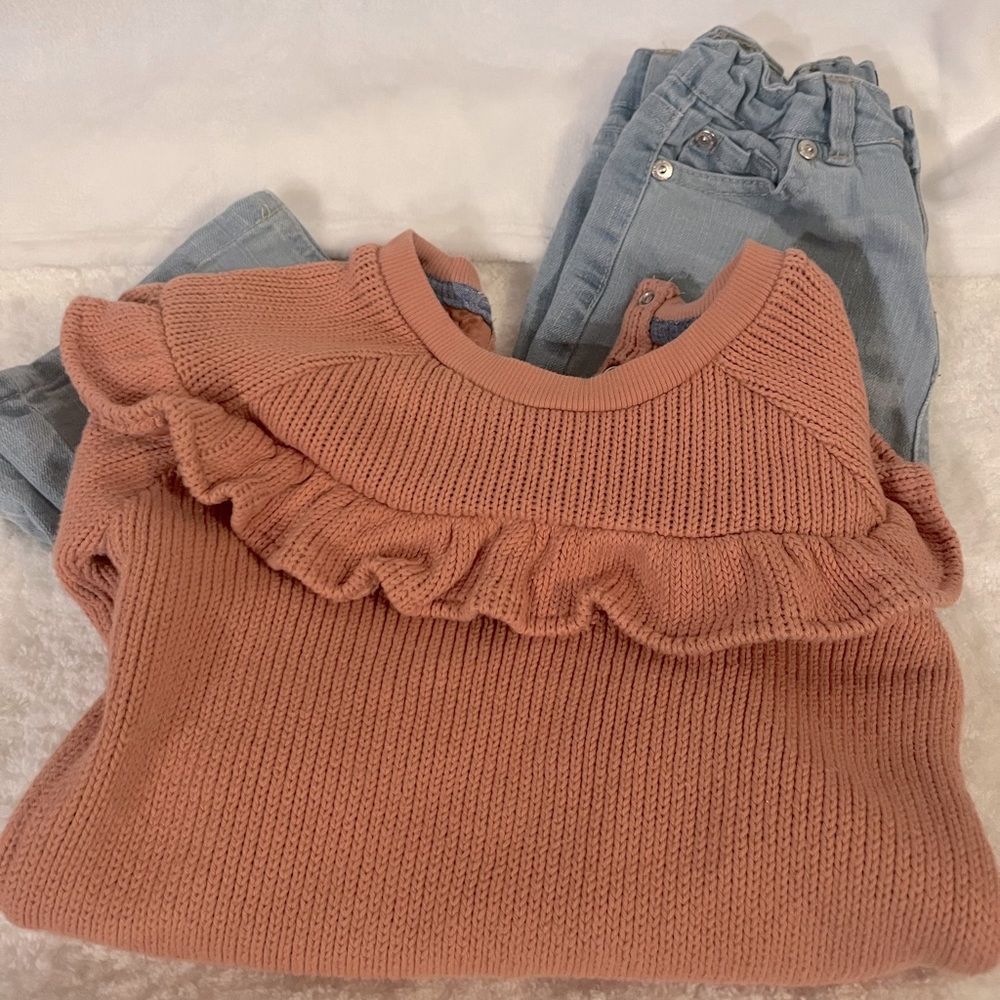 Seven7 Girls size 5 Jean and Sweater Set